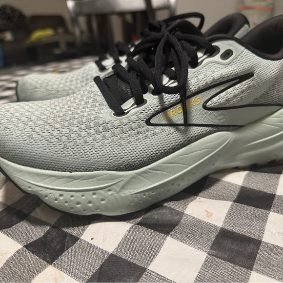 Brooks Men’s Glycerin 21 Running Shoe Cloud/Black/Gold Size 9 - Picture 4 of 9